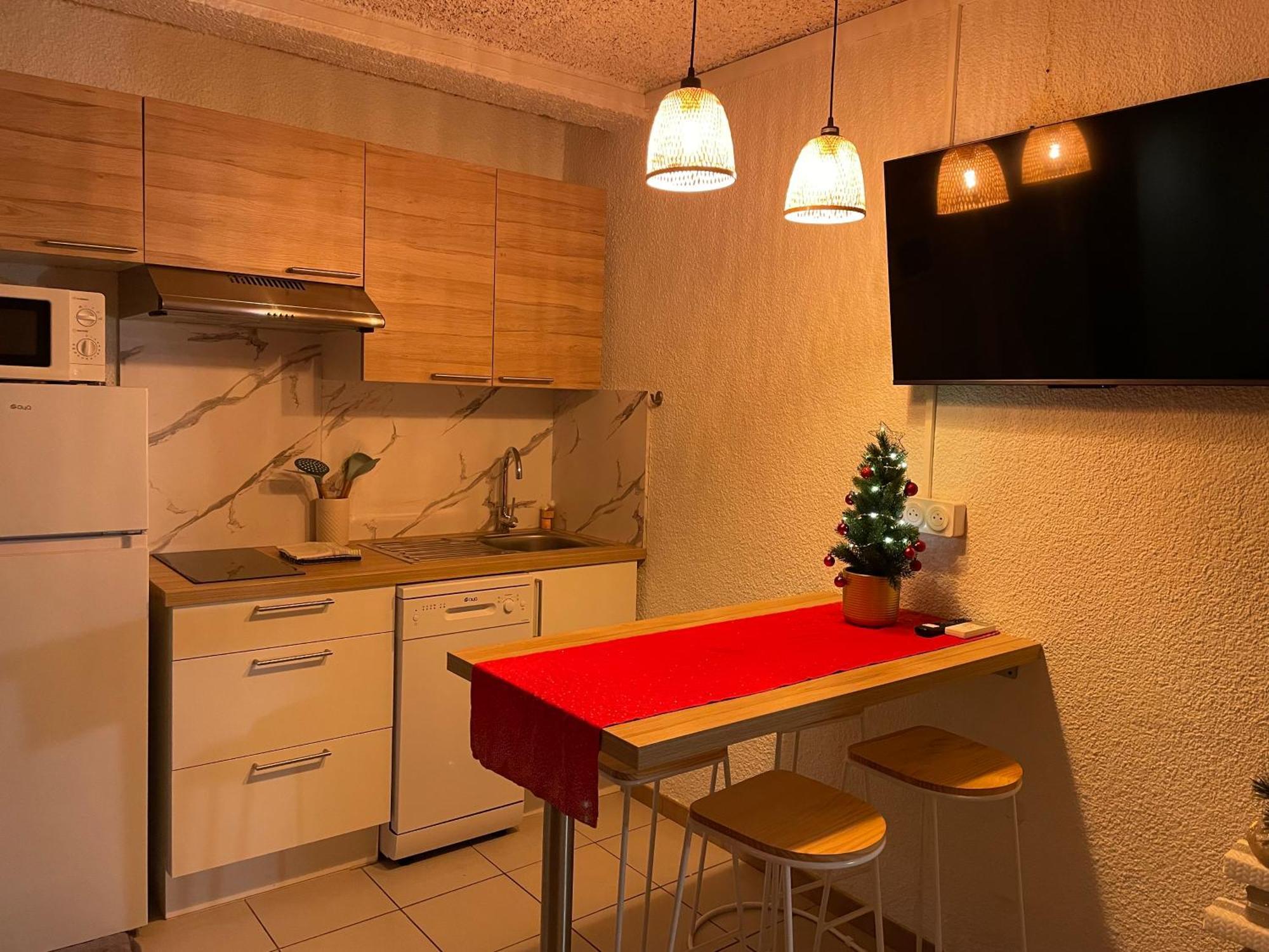 Studio Cosy A 300M De La Mer, Face Aux Festivals, Derriere La Night Life Le Barcares Bagian luar foto