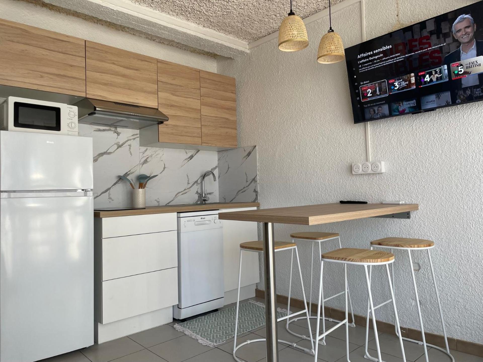 Studio Cosy A 300M De La Mer, Face Aux Festivals, Derriere La Night Life Le Barcares Bagian luar foto